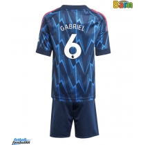 Arsenal Gabriel Magalhaes #6 Bortedraktsett Barn 2025-26 Kortermet (+ Korte bukser)